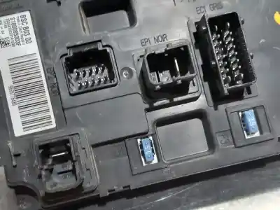 Second-hand car spare part FUSE BOX UNIT for PEUGEOT 3008  OEM IAM references 9665778480 S180085003F BSC B03  N1.Z2.4.5.5