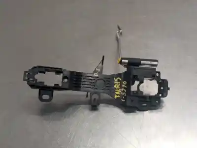 Second-hand car spare part left front outer door handle bracket for toyota auris hybrid active oem iam references   n2.z1.3.8