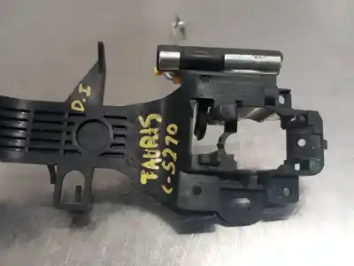 Second-hand car spare part left front outer door handle bracket for toyota auris hybrid active oem iam references   n2.z1.3.8