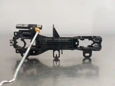 Second-hand car spare part left front outer door handle bracket for toyota auris hybrid active oem iam references   n2.z1.3.8