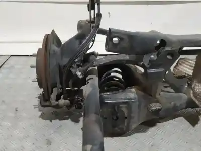 Peça sobressalente para automóvel em segunda mão charrió / suporte de eixo de trás por ford focus lim. (cb8) sport referências oem iam   