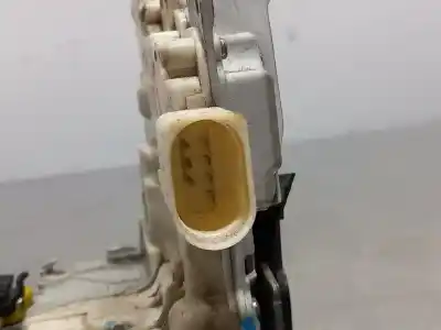 Peça sobressalente para automóvel em segunda mão Fechadura Da Porta Traseira Direita por AUDI A4 BERLINA (8E) 2.0 TDI 16V (103kW) Referências OEM IAM   N1.Z1.28.2.M