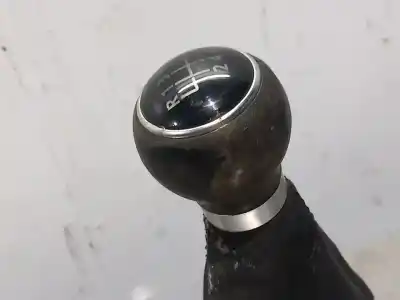 Piesă de schimb auto la mâna a doua SCHIMBATOR DE VITEZE pentru VOLKSWAGEN TOURAN (1T3)  Referințe OEM IAM 1T0711049BD 1K0711091A  N1.Z2.6.2.0