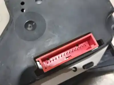 Second-hand car spare part dashboard for renault trafic combi (ab 4.01) passenger authentique combi corto oem iam references p8200252449a  n1.z2.1.1.4