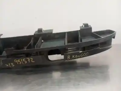 Автозапчастина б/у накладка переднього бампера для renault kangoo dynamique acción especial посилання на oem iam   n2.z1.10.6.1