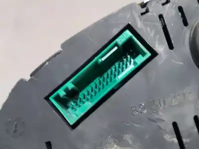 Second-hand car spare part dashboard for seat leon (1m1) 1.6 oem iam references 1m0920802d  n1.z2.1.5.5