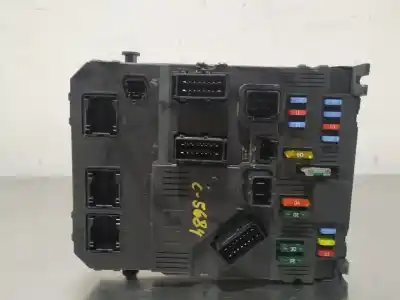 Pezzo di ricambio per auto di seconda mano scatola relè/fusibili per citroen xsara picasso hdi 110 fap sx riferimenti oem iam 9657999780 s118085220f  n1.z2.9.4.4