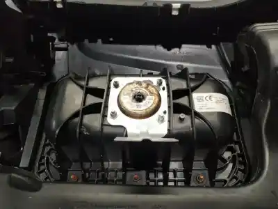 Peça sobressalente para automóvel em segunda mão tablier por ford focus lim. (cb8) urban referências oem iam   n1.z3.2.1.3.b