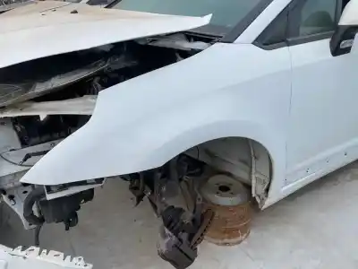 Second-hand car spare part left front fin for citroen c4 coupe collection oem iam references   