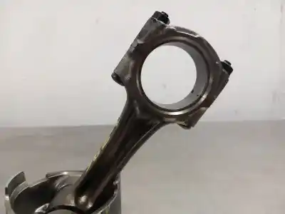 Автозапчастина б/у поршневий для mitsubishi montero (v60/v70) 3.2 di-d avance посилання на oem iam   n2.z1.11.3.3