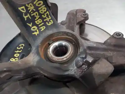 Peça sobressalente para automóvel em segunda mão manga de eixo dianteira esquerda por skoda fabia (5j2 ) ambition referências oem iam 