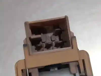 Pezzo di ricambio per auto di seconda mano comandi alzacristalli posteriore sinistro per porsche cayenne (tipo 9pa) (2002->) 3.2 básico [3.2 ltr. - 184 kw v6 cat] riferimenti oem iam 7l5959851  n1.z1.17.9