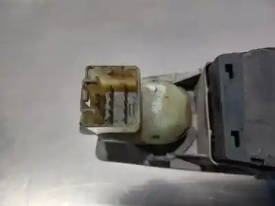 Peça sobressalente para automóvel em segunda mão botão / interruptor elevador vidro dianteiro esquerdo por chrysler 300 c 3.0 crd cat referências oem iam p04602736aa  n1.z1.16.16