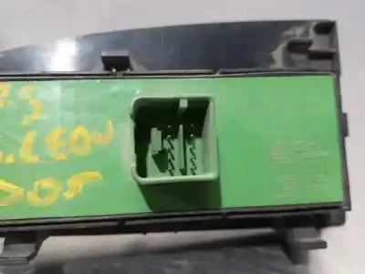 Peça sobressalente para automóvel em segunda mão BOTÃO / INTERRUPTOR ELEVADOR VIDRO DIANTEIRO ESQUERDO por SEAT LEON (1M1)  Referências OEM IAM   N1.Z1.16.12