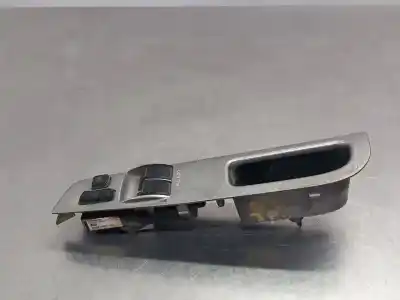 Second-hand car spare part left front power window switch for toyota corolla (e12) 2.0 d-4d linea terra berlina oem iam references 8480202291b0  n1.z1.18.4
