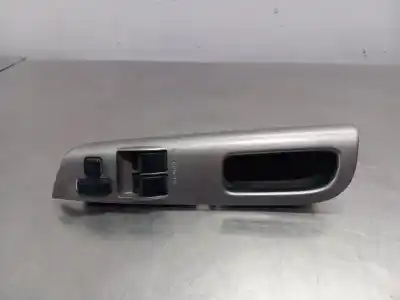 Second-hand car spare part left front power window switch for toyota corolla (e12) 2.0 d-4d linea terra berlina oem iam references 8480202291b0  n1.z1.18.4