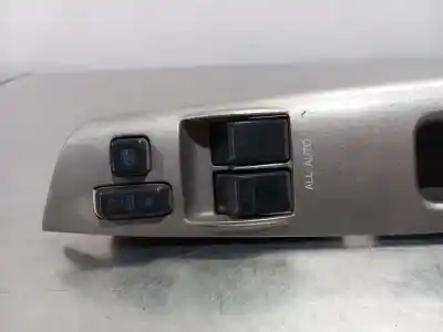 Second-hand car spare part left front power window switch for toyota corolla (e12) 2.0 d-4d linea terra berlina oem iam references 8480202291b0  n1.z1.18.4