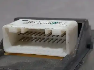 Second-hand car spare part left front power window switch for toyota corolla (e12) 2.0 d-4d linea terra berlina oem iam references 8480202291b0  n1.z1.18.4