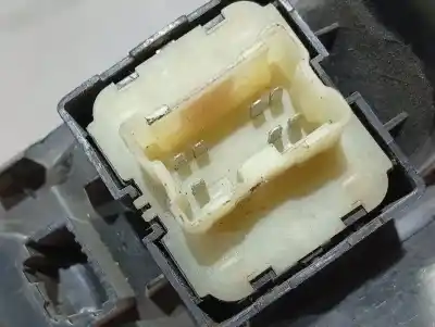 Автозапчастина б/у передні вікний вмикач для renault twingo iii dynamique посилання на oem iam 809600758r 156072930  n1.z1.17.9