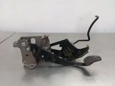 Second-hand car spare part accelerator pedal for renault scenic ii confort authentique oem iam references 8200159645