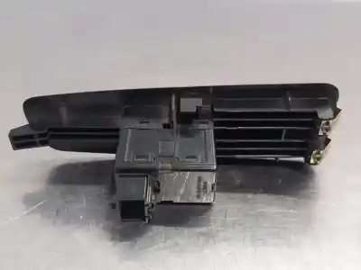 Second-hand car spare part right front power window switch for ssangyong rexton 2.7 turbodiesel cat 186 cv / 137 kw oem iam references 8584008000  n1.z1.18.1