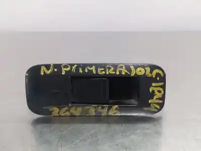 Pezzo di ricambio per auto di seconda mano INTERRUTTORE ALZACRISTALLI ANTERIORE DESTRO per NISSAN PRIMERA BERLINA (P12)  Riferimenti OEM IAM 25411AV600  N1.Z1.17.8