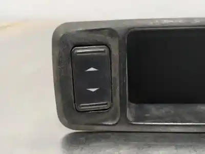 Peça sobressalente para automóvel em segunda mão BOTÃO / INTERRUPTOR ELEVADOR VIDRO DIANTEIRO DIREITO por FORD FOCUS C-MAX (CAP)  Referências OEM IAM   N1.Z1.16.15