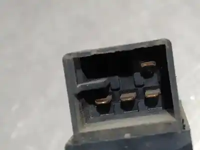 Second-hand car spare part right front power window switch for seat leon (1m1) 1.9 tdi oem iam references 1mo867164  n1.z1.16.13