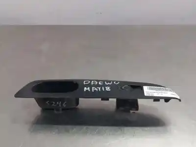 Peça sobressalente para automóvel em segunda mão botão / interruptor elevador vidro dianteiro direito por daewoo matiz (m100, m150) 1.0 referências oem iam 612w13370  n1.z1.18.5