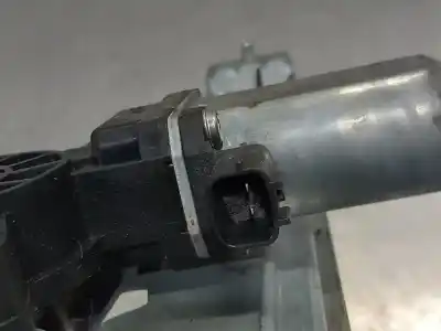 Автозапчасти б/у регулятор стекла переднего правого за renault clio iv (bh_) 1.2 16v ссылки oem iam 807205569r  n1.z2.17.4.1