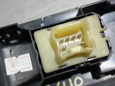 Second-hand car spare part right front power window switch for renault clio iv (bh_) 1.2 16v oem iam references 809602454r  n1.z1.15.20