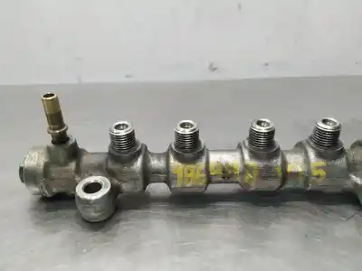 Pezzo di ricambio per auto di seconda mano Rampa Iniettori per RENAULT ESPACE IV (JK0) 2.0 Dynamique [2.0 Ltr. - 110 kW dCi Diesel FAP] Riferimenti OEM IAM 0445214079 8200378703  N2.Z1.14.5.4