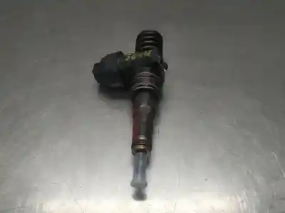 Second-hand car spare part injector for volkswagen caddy ka/kb (2k) furg. 69 cv / 51 kw oem iam references 038130073br  inyector.17