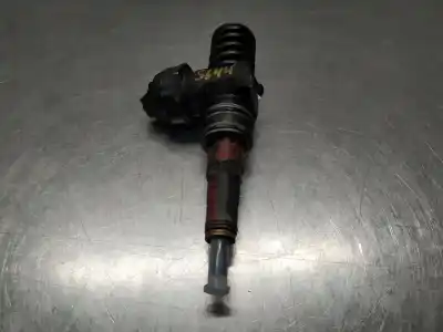 Second-hand car spare part injector for volkswagen caddy ka/kb (2k) furg. 69 cv / 51 kw oem iam references 038130073br  inyector.17