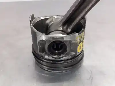 Pezzo di ricambio per auto di seconda mano pistone per mitsubishi montero (v60/v70) 3.2 di-d avance riferimenti oem iam   n2.z1.11.3.3