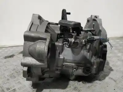 İkinci el araba yedek parçası vites kutusu için volkswagen passat b6 variant (3c5) 1.9 tdi oem iam referansları jcx  n2.z1.30.2.4