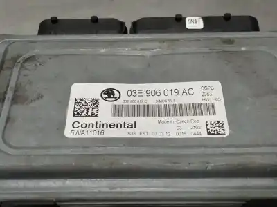 Peça sobressalente para automóvel em segunda mão centralina de motor uce por skoda fabia (5j2 ) ambition referências oem iam 03e906019ac 5wa11016