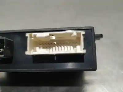 Peça sobressalente para automóvel em segunda mão Centralina Do Motor por BMW SERIE 3 BERLINA (E90) 2.0 318i [2.0 Ltr. - 105 kW 16V] Referências OEM IAM 61351387961  N2.Z1.1.32