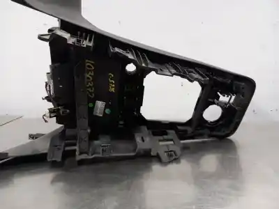 Peça sobressalente para automóvel em segunda mão forra da alavanca de velocidades por seat ateca (kh7) style referências oem iam 576863681