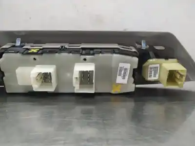 Peça sobressalente para automóvel em segunda mão botão / interruptor elevador vidro dianteiro esquerdo por dodge avenger 2.0 crd referências oem iam 04602780aa  n1.z1.17.9