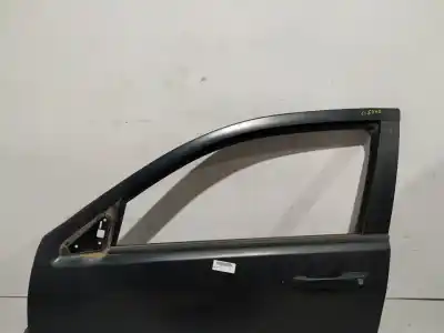 Tweedehands auto-onderdeel linker voordeur voor dodge avenger 2.0 crd oem iam-referenties 