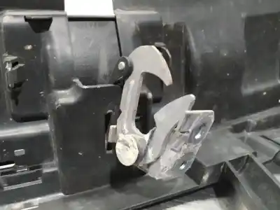 Tweedehands auto-onderdeel SIERLIJST VOORBUMPER voor PEUGEOT 308 II (LB_, LP_, LW_, LH_, L3_) 1.2 THP 130 OEM IAM-referenties 9817230777  