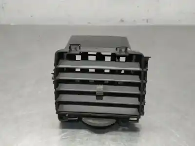 Автозапчасти б/у аэрационная решетка за dodge avenger 2.0 crd ссылки oem iam 1000596 t12472