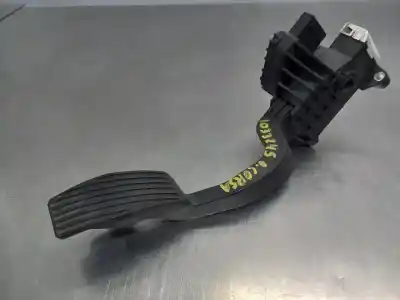 Second-hand car spare part accelerator pedal for opel corsa e business oem iam references 13305804  n2.z1.27.10