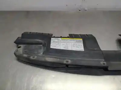 Gebrauchtes Autoersatzteil zierleiste vordere stoßstange zum chrysler voyager (rg) 2.5 crd se grand voyager oem-iam-referenzen 