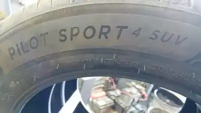 Pezzo di ricambio per auto di seconda mano PNEUMATICO per VOLKSWAGEN TOUAREG (7L6) TDI V6 +Motion Riferimenti OEM IAM 255/55R18  