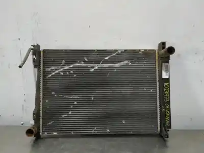 Автозапчастина б/у водяний радіатор для chrysler voyager (rg) 2.5 crd se grand voyager посилання на oem iam 732883