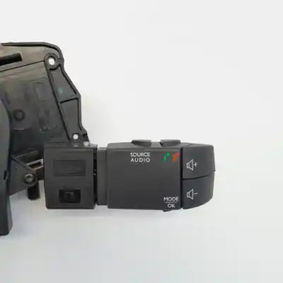 Second-hand car spare part multifunction switch for dacia duster basis 4x2 oem iam references 0265019069  