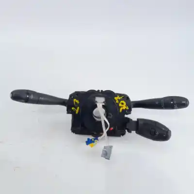 Pièce détachée automobile d'occasion COMMUTATEUR MULTIFONCTIONS pour PEUGEOT 307 BERLINA (S2)  Références OEM IAM 96628728XT  