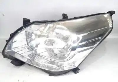 Автозапчастина б/у ЛІВА ФАРА для TOYOTA VERSO (AUR2/ZGR2)  Посилання на OEM IAM 811500F09000  